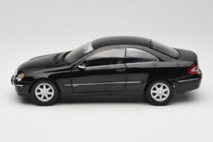 Mercedes CLK C209 Black Metallic Kyosho 1:18 B66962149 Metall - pilt 4/8