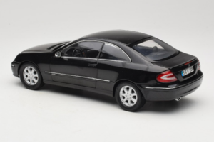 Mercedes CLK C209 Black Metallic Kyosho 1:18 B66962149 Metall - pilt 7/8