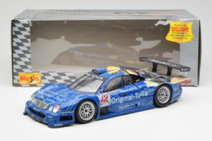 Mercedes CLK GTR #12 Original Teile FIA GT 1999 Maisto 1:18 56036 Metall - pilt 7/7