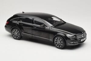 Mercedes CLS Shooting Brake X218 Obsidian Black Norev 1:18 B66960115 Metall - pilt 6/8