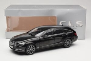 Mercedes CLS Shooting Brake X218 Obsidian Black Norev 1:18 B66960115 Metall - pilt 8/8