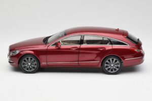 Mercedes CLS Shooting Brake X218 Thulite Punane Norev 1:18 B66960116 Metall - pilt 4/8