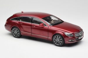 Mercedes CLS Shooting Brake X218 Thulite Punane Norev 1:18 B66960116 Metall - pilt 6/8