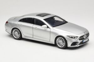 Mercedes CLS C257 Hõbedane Norev 1:18 183489 Metall - pilt 6/8
