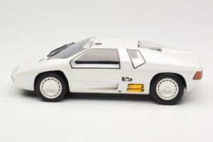 Mercedes CW311 White Metallic BoS Models 1:18 BOS198 Vaik - pilt 3/6
