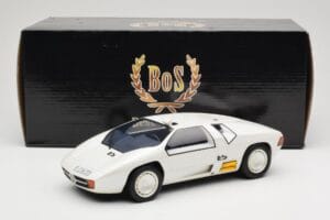 Mercedes CW311 White Metallic BoS Models 1:18 BOS198 Vaik - pilt 6/6