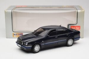 Mercedes E-Class W210 E320 Must Sun Star 1:18 1151 Metall - pilt 8/8