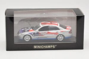 Mercedes E-Class W211 #11 Bluetec Paris-Beijing 2006 Minichamps 1:43 B66962267-R Metall - pilt 4/4