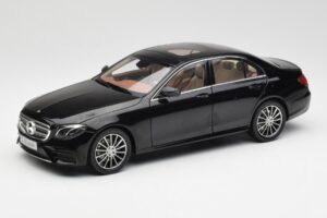 Mercedes E-Class W213 Obsidian Must iScale 1:18 B66960380 Metall