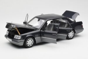 Mercedes E320 W124 Nautik Sinine Metallic Dealer Edition AUTOart 1:18 B66040508 Metall - pilt 2/8