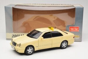 Mercedes E320 W210 Taxi Sun Star 1:18 1160 Metall - pilt 8/8