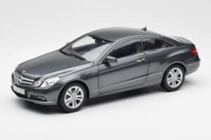 Mercedes E500 C207 Coupe Tenoric Hall Norev 1:18 183540 Metall