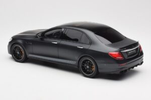 Mercedes AMG E63 S W213 Edition 1 Night Must GT Spirit 1:18 B66963111 Vaik - pilt 5/6