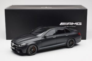 Mercedes AMG E63 S W213 Edition 1 Night Must GT Spirit 1:18 B66963111 Vaik - pilt 6/6