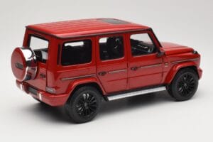 Mercedes G 500 W463 Punane Minichamps 1:18 110037101 Metall - pilt 3/8