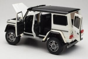 Mercedes G 63 AMG 4x4 Squared Polar White Almost Real 1:18 820203 Metall - pilt 5/8