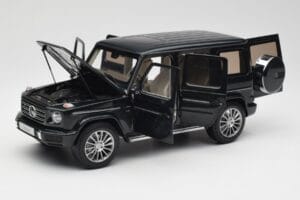 Mercedes G-Class G500 W463A Emerald Green Minichamps 1:18 B66960810 Metall - pilt 2/8