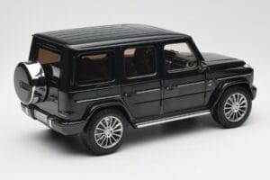 Mercedes G-Class G500 W463A Emerald Green Minichamps 1:18 B66960810 Metall - pilt 3/8