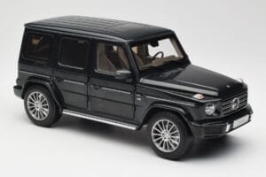 Mercedes G-Class G500 W463A Emerald Green Minichamps 1:18 B66960810 Metall - pilt 6/8