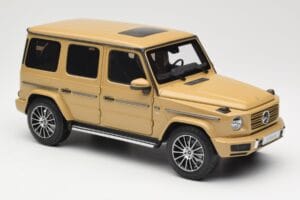 Mercedes G-Class G 500 W463A Solarbeam Yellow Metallic Minichamps 1:18 113037108 Metall - pilt 6/8