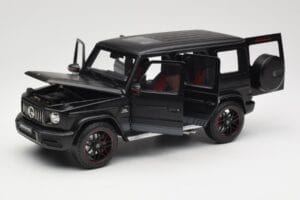 Mercedes G-Class G63 AMG W463A Matt Black Minichamps 1:18 110037064 Metall - pilt 2/8