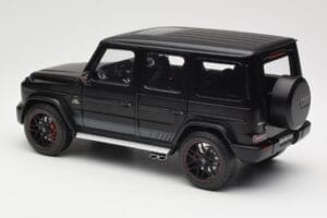 Mercedes G-Class G63 AMG W463A Matt Black Minichamps 1:18 110037064 Metall - pilt 7/8