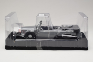 Mercedes G4 6-Wheels Must With Figures Signature Models 1:18 38202 Metall - pilt 2/3