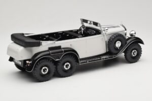 Mercedes G4 W31 Valge MCG 1:18 MCG18208 Metall - pilt 2/6