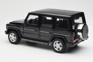 Mercedes G500 W463 Must AUTOart 1:18 76216 Metall - pilt 7/8
