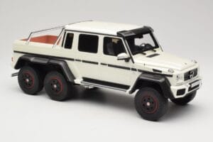 Mercedes AMG G63 6x6 W463 Valge GT Spirit 1:18 GT100 Vaik - pilt 4/6