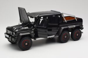 Mercedes AMG G63 W463 6x6 Gloss Must AUTOart 1:18 76306 Komposiit - pilt 2/8