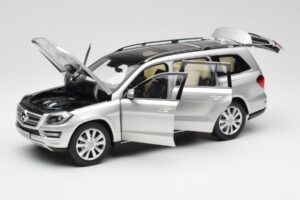 Mercedes GL-Class X166 Iridium Hõbe Metallic Norev 1:18 B66960097 Metall - pilt 2/8