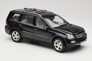 Mercedes GL X164 Period Brown Minichamps 1:18 B66962336 Metall - pilt 6/8