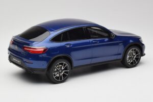 Mercedes AMG GLC 43 Coupe Brilliant Sinine GT Spirit 1:18 B66960468 Vaik - pilt 2/6