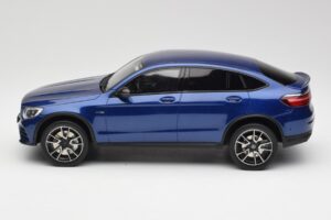 Mercedes AMG GLC 43 Coupe Brilliant Sinine GT Spirit 1:18 B66960468 Vaik - pilt 3/6