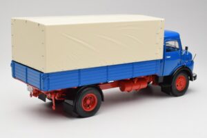 Mercedes L911 Sinine Schuco 1:18 450044800 Metall - pilt 3/8