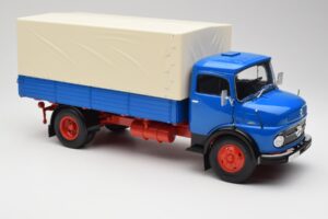 Mercedes L911 Sinine Schuco 1:18 450044800 Metall - pilt 6/8