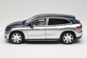 Mercedes Maybach EQS 680 V297 Sinine NZG 1:18 1060/23 Metall - pilt 4/8