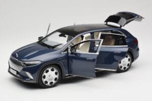 Mercedes Maybach EQS 680 V297 Tumedsinine NZG 1:18 B66960593 Metall - pilt 2/8