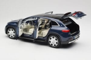 Mercedes Maybach EQS 680 V297 Tumedsinine NZG 1:18 B66960593 Metall - pilt 5/8