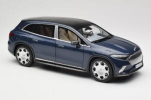 Mercedes Maybach EQS 680 V297 Tumedsinine NZG 1:18 B66960593 Metall - pilt 6/8