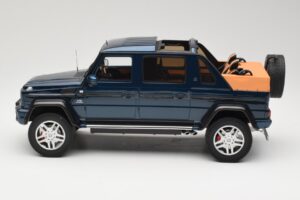 Mercedes Maybach G650 Landaulet Tumesinine GT Spirit 1:18 GT174 Vaik - pilt 3/6