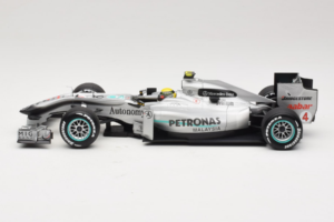 Mercedes MGP W01 #4 N. Rosberg Mercedes GP 2010 Minichamps 1:18 110100004 Metall - pilt 3/7