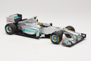 Mercedes MGP W02 #8 N. Rosberg Mercedes GP 2011 Minichamps 1:18 110110008 Metall - pilt 4/7