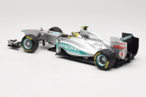 Mercedes MGP W02 #8 N. Rosberg Mercedes GP 2011 Minichamps 1:18 110110008 Metall - pilt 5/7