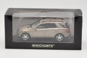 Mercedes ML W164 Vaskne Metallik Minichamps 1:43 ML002 Metall - pilt 4/4