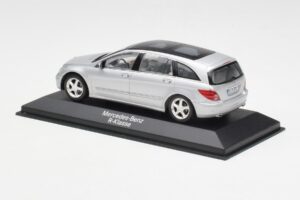 Mercedes R-Class W251 Iridium Silver Minichamps 1:43 B66962214 Metall - pilt 3/4