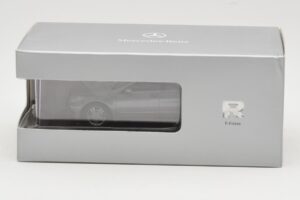 Mercedes R-Class W251 Palladium Silver Metallic Minichamps 1:43 B66960055 Metall - pilt 4/4