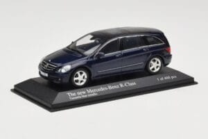 Mercedes R-Class W251 Tanzanite Blue Minichamps 1:43 B66962215 Metall - pilt 2/4