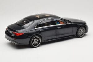 Mercedes S-Class W223 AMG Line Anthracite Blue Norev 1:18 183800 Metall - pilt 3/8